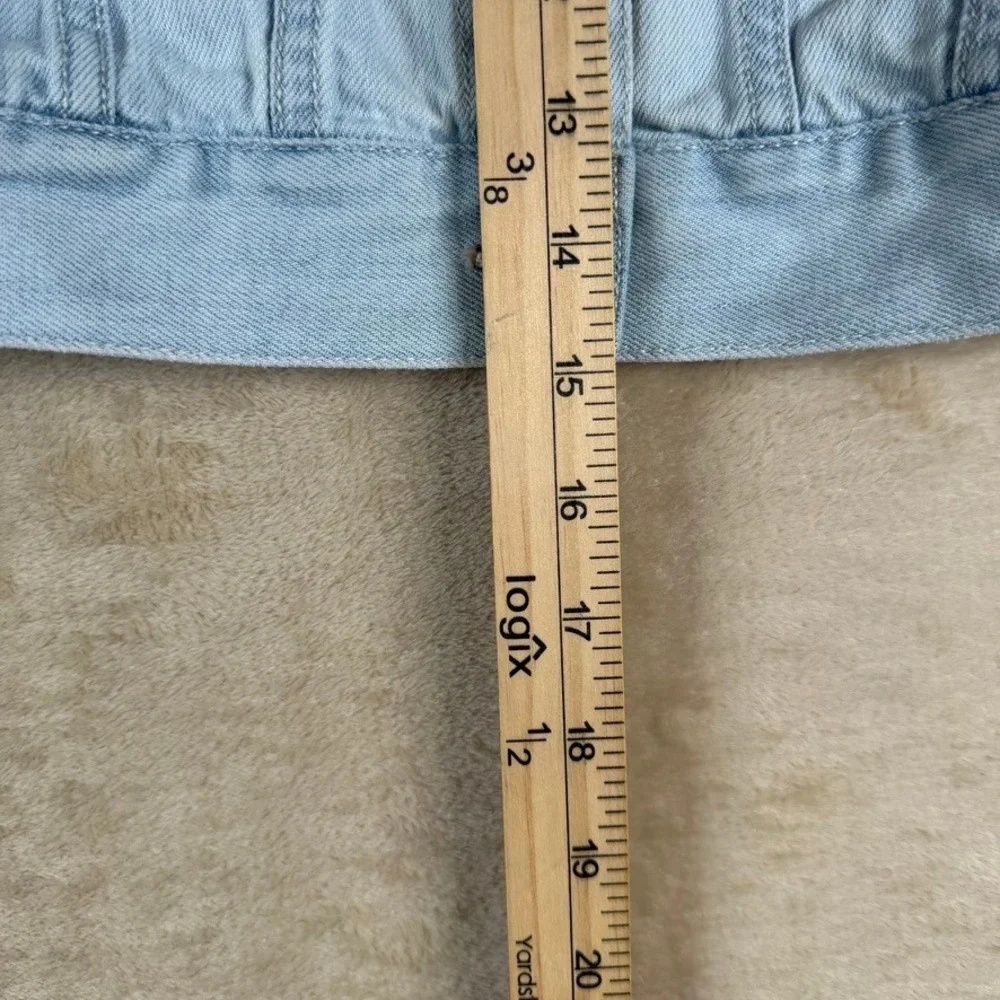 OshKosh B'gosh Kids Light Wash Denim Trucker Jacket Size 6/6x Light Blue Cotton